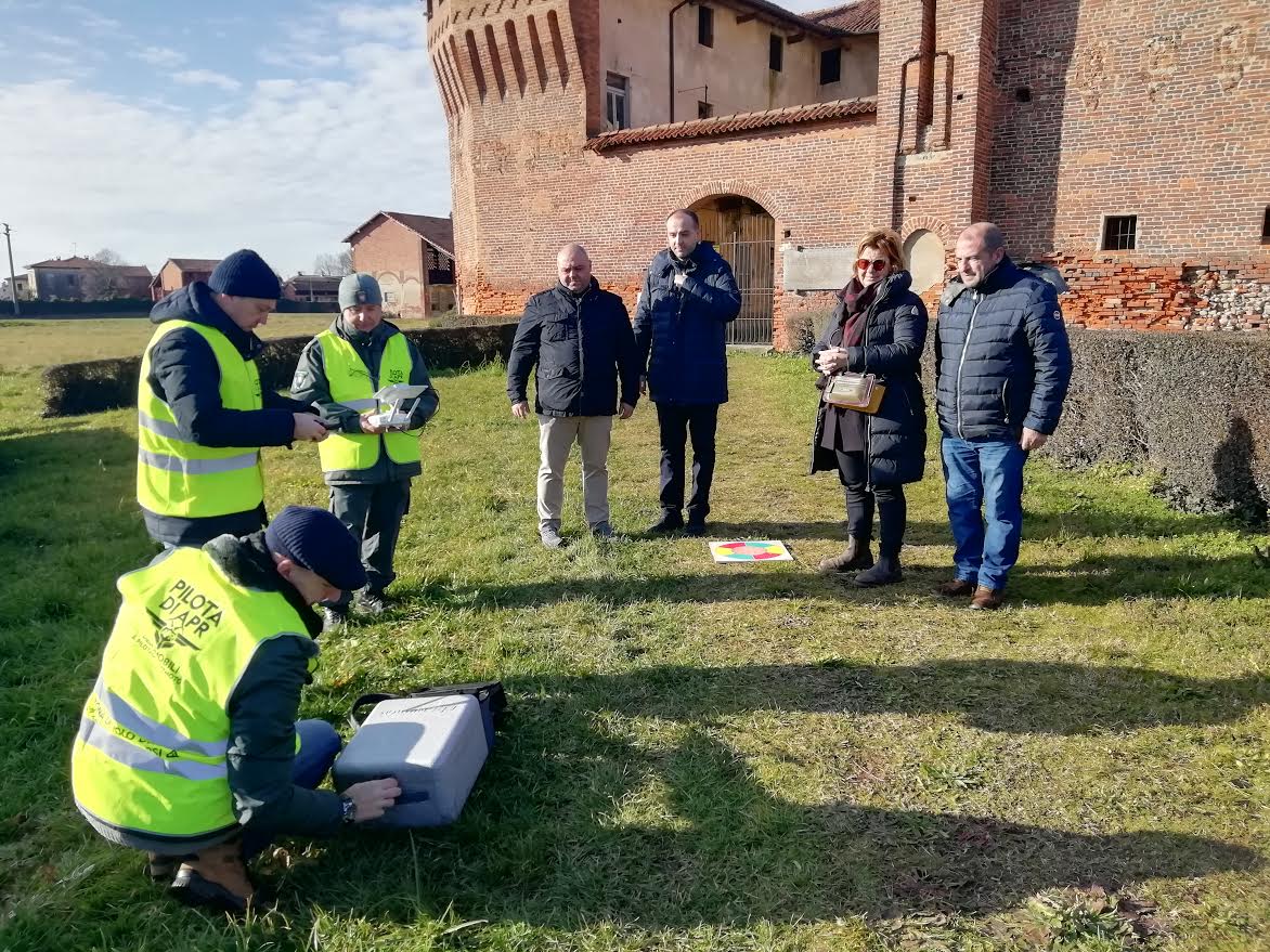 Primo volo di ricognizione sul novarese per il drone Maverick
