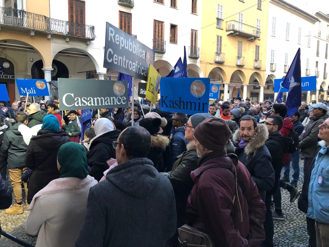 In tanti a Novara alla Marcia per la pace