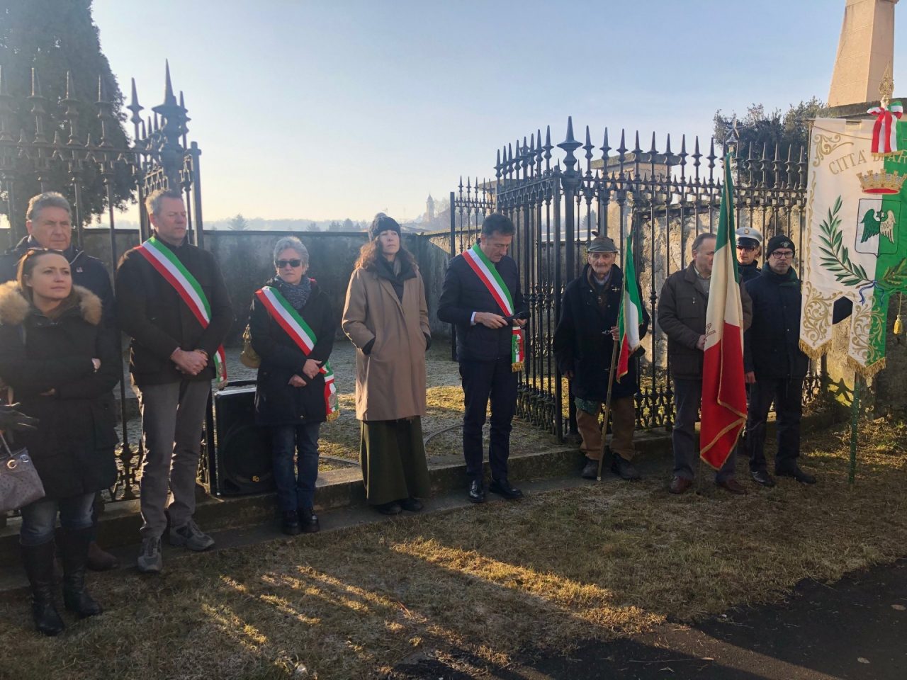 Giornata della Memoria ad Arona: “Qualsiasi parola risulta inadeguata”