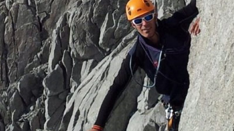 Precipita per 150 metri con gli sci: muore finanziere del Soccorso alpino