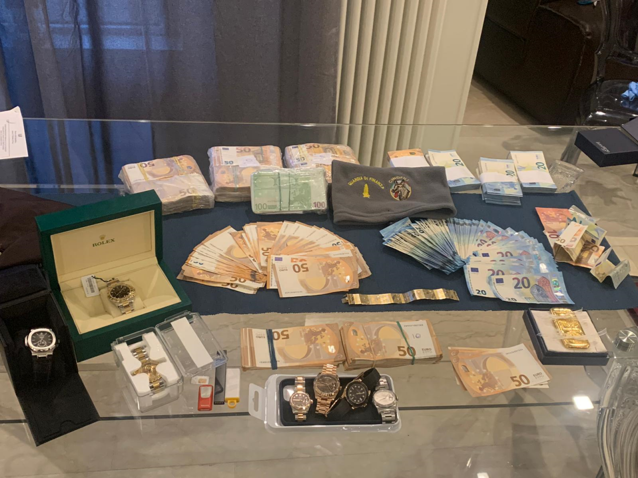 Mafia del carburante: 13 arresti e sequestri per 60 milioni VIDEO e FOTO