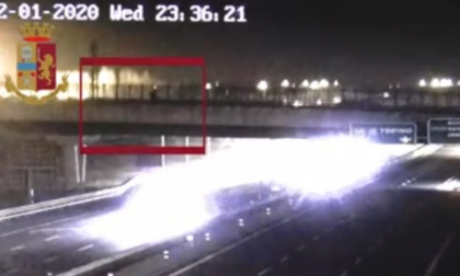 Lancio di massi dal cavalcavia, i ragazzi “Eravamo annoiati”