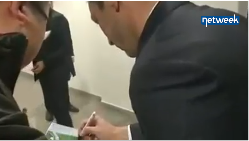 Figuraccia di Buffon, pessima battuta sul Coronavirus con un ragazzo cinese – VIDEO