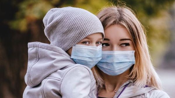 Il Piemonte torna a respirare: 900 contagi in meno in 24 ore, solo +6 in terapia intensiva