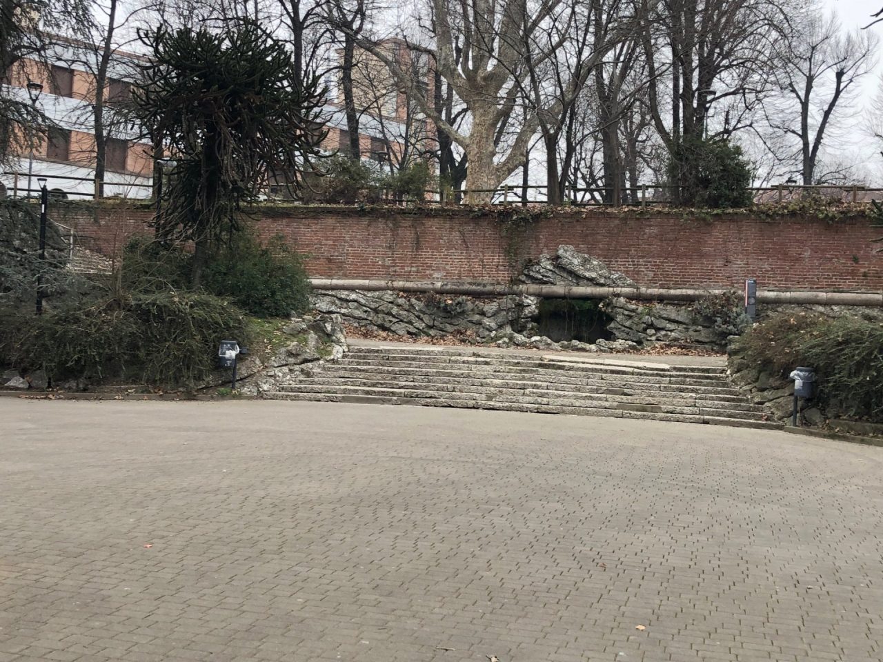 Bulli in centro a Novara: il cerchio si stringe