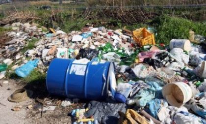 Novara barili contenenti idrocarburi inquinanti "Rischio per i cittadini"