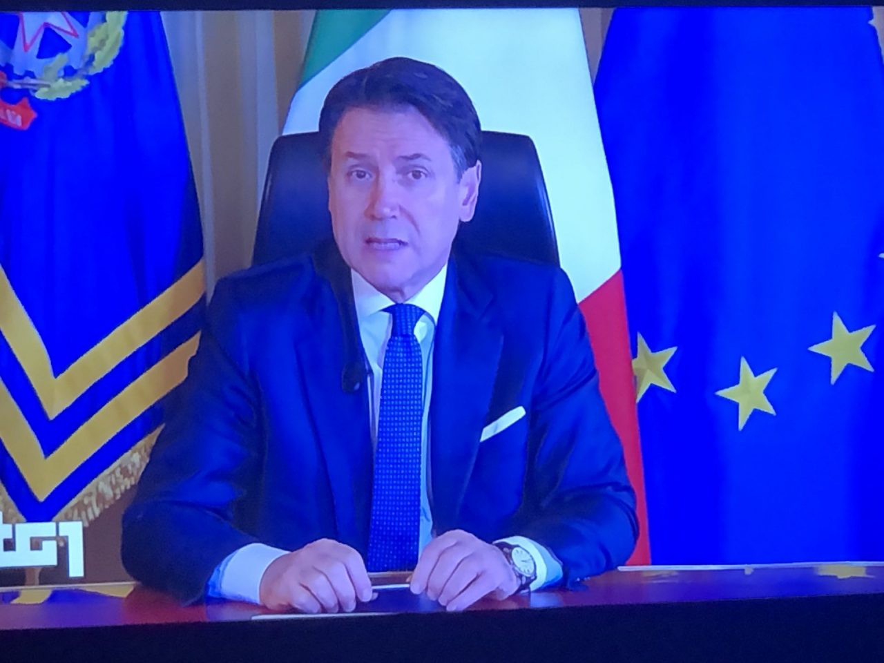 Coronavirus Conte: “Disponiamo la chiusura di tutte le attività commerciali”