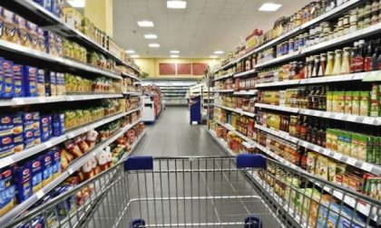 Canelli: "Chiudere i supermercati la domenica e prova febbre ai clienti"