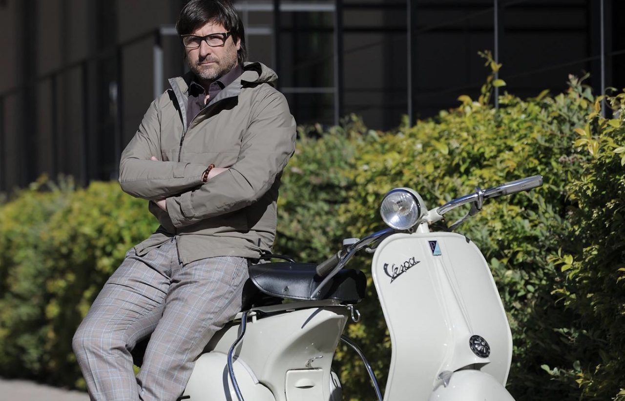 Herno riconverte la produzione in camici e mascherine per i medici