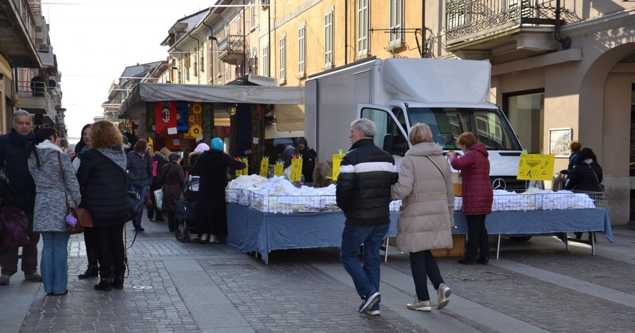 Emergenza Coronavirus: sospeso il mercato del venerdì a Borgomanero