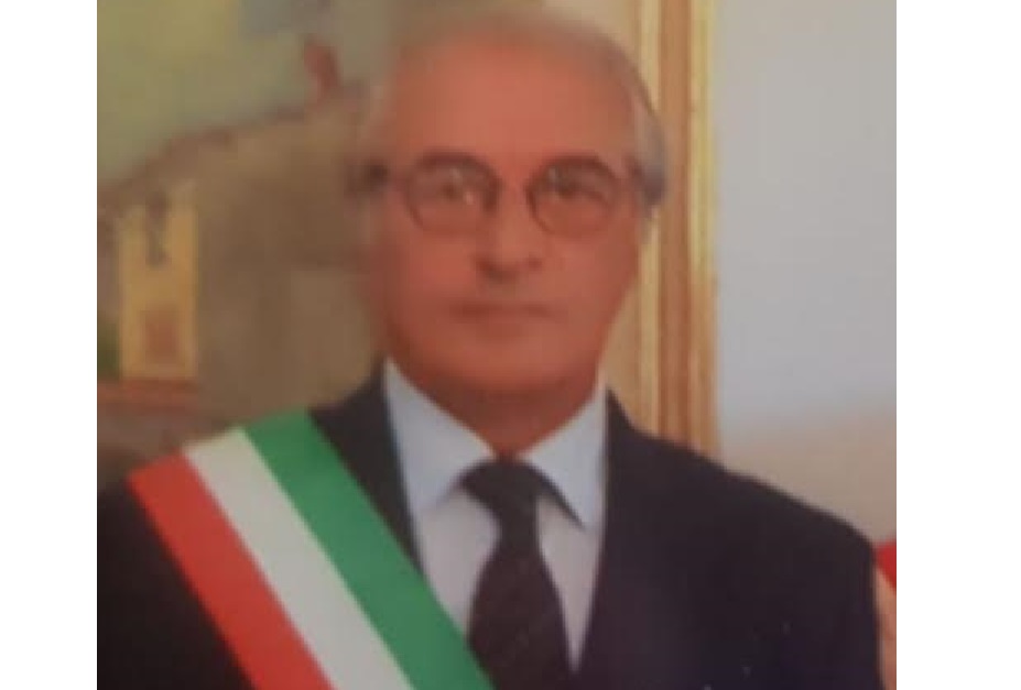 Anche il sindaco di Borgomanero ricorda il primo cittadino di Vaprio d’Agogna