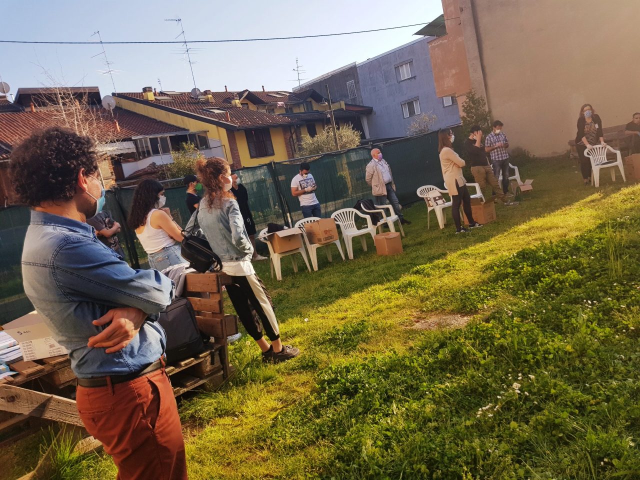 Cameri al via distribuzione di 10mila mascherine