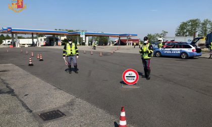 Emergenza Coronavirus: la polizia ha chiuso l'autostrada A4 a Novara nord