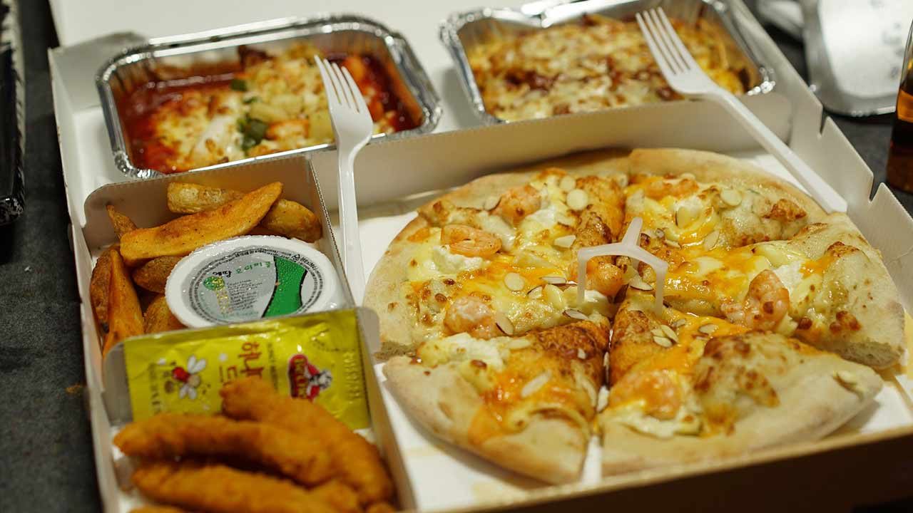 Deliveroo sbarca a Cameri