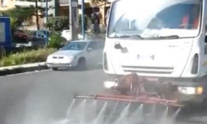 Monti sulla pulizia delle strade: "Mai negato di aver usato un disinfettante chimico"