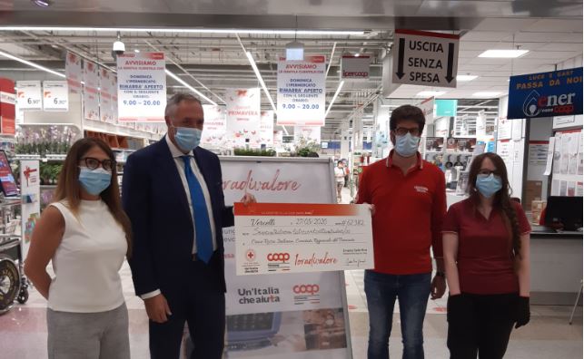 Dipendenti Nova Coop donano un’ora di lavoro contro il Covid-19