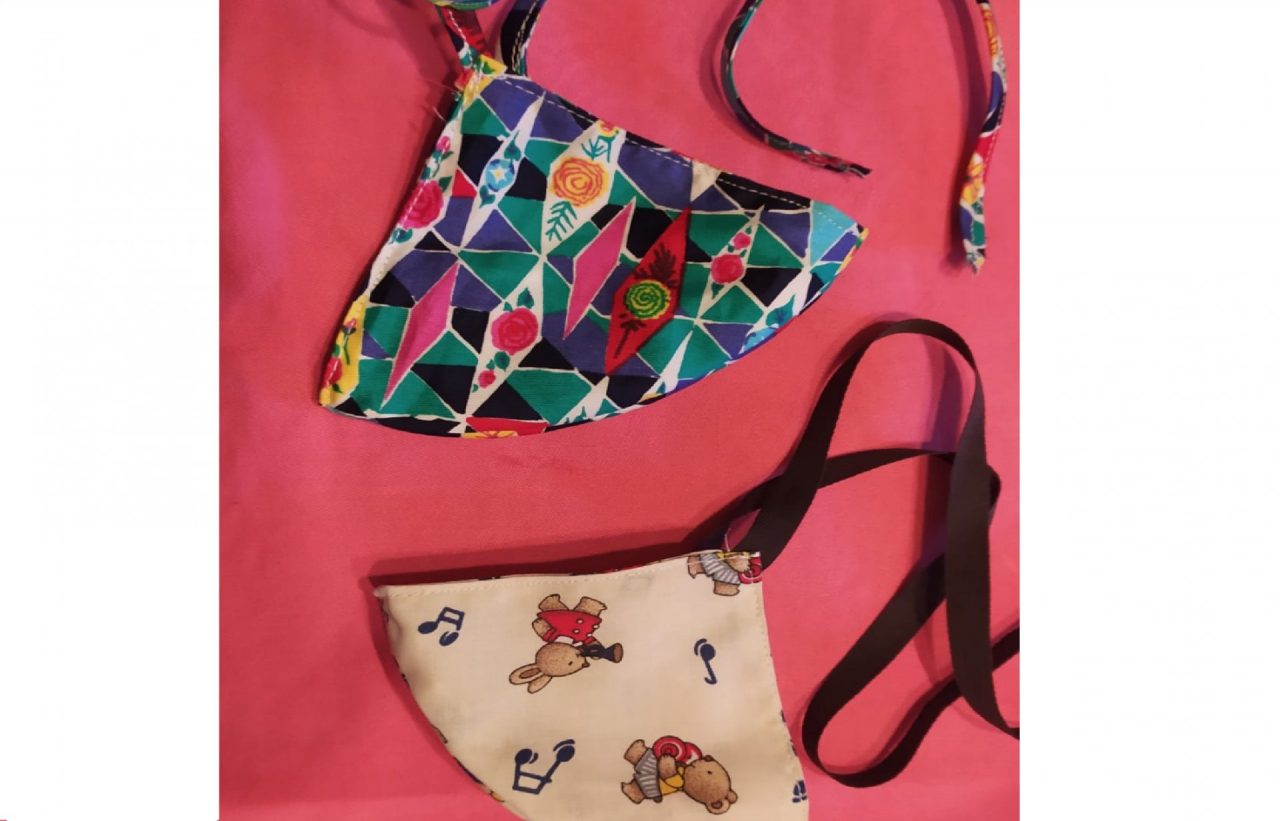 Arona le sarte creano mascherine anche per i bimbi