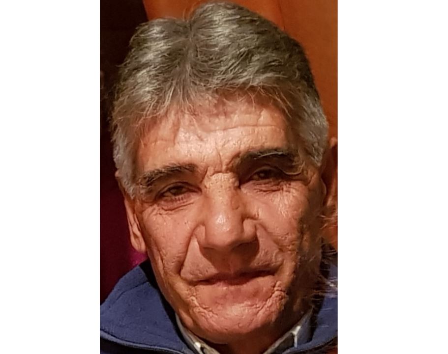 Arona dice addio allo spazzino amico dei negozianti