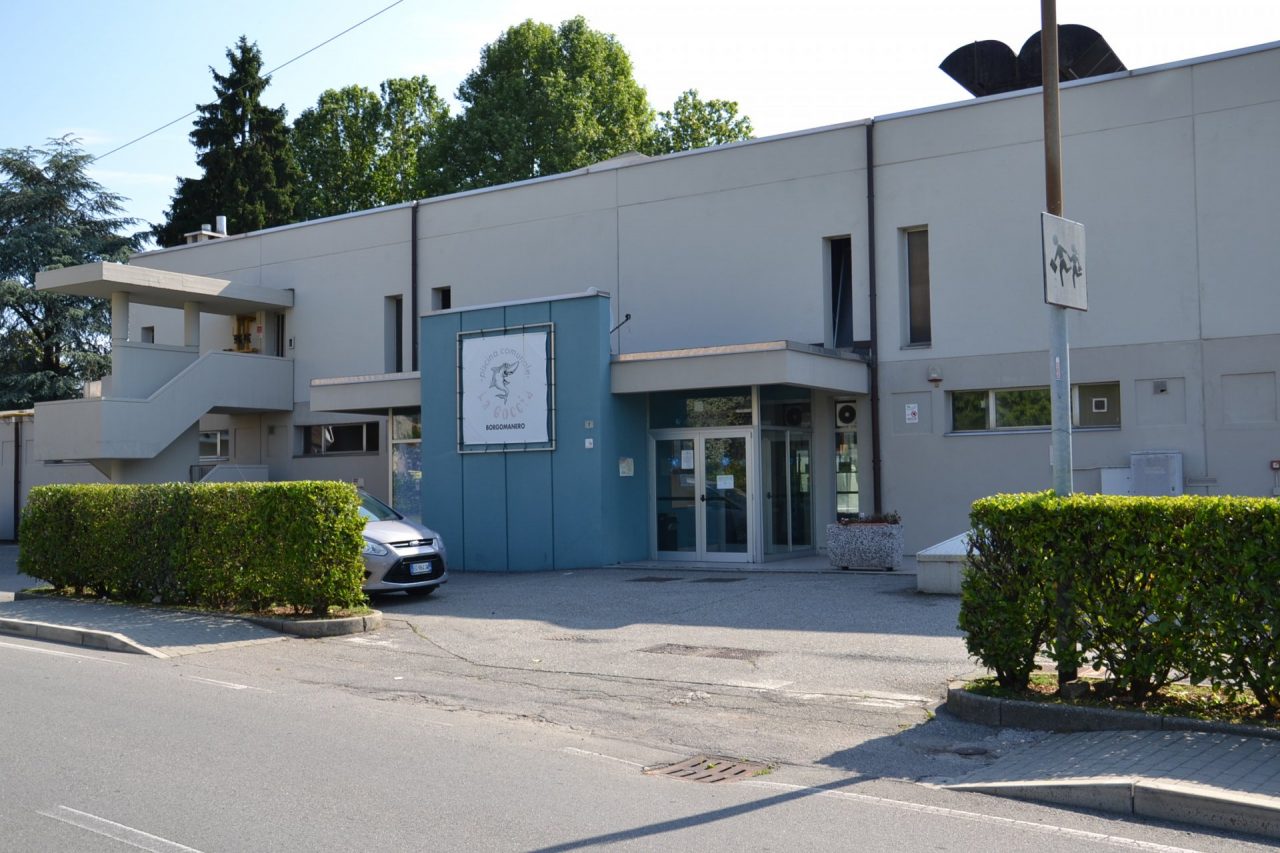 E’ stata riaperta la piscina comunale a Borgomanero