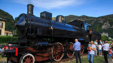 Torna il treno storico Novara-Varallo
