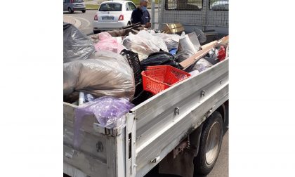 Novara beccato camion con rifiuti non tracciati: multa da 2600 euro