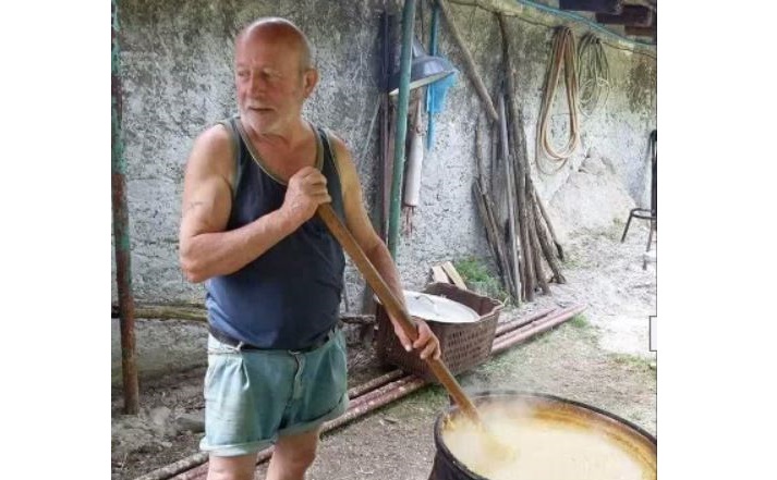 Lesa saluta Gianni Cecchetto