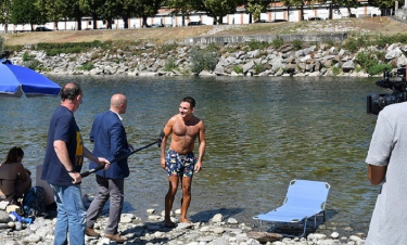 Operatori Rai al Sesia: il fiume balneabile a metà diventa un caso nazional