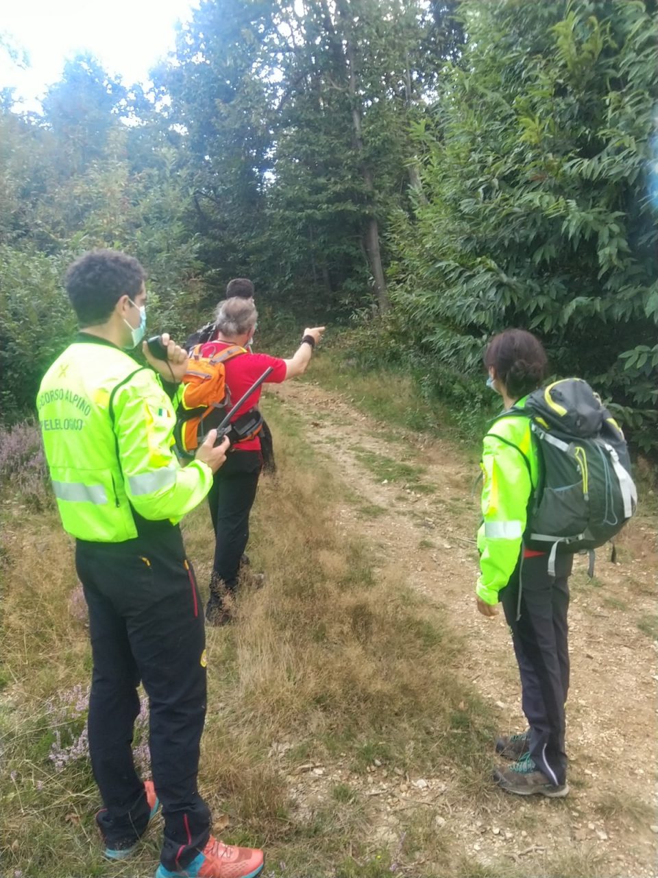 Scompare assieme ai suoi due cani: si cerca una donna nel cuneese