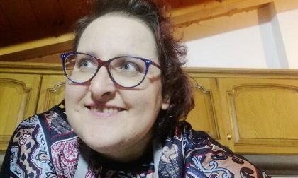 Folla di amici per l’addio a Valentina: "Ha seminato tanti frammenti di bene"
