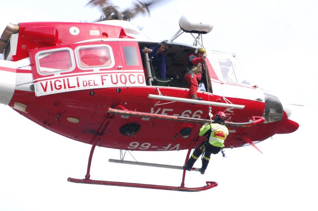 Anziana dispersa nel Cusio ritrovata dai vigili del fuoco: sta bene