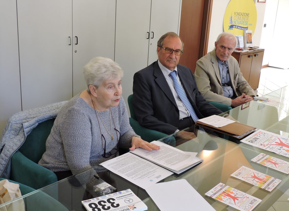 Fondazione Comunità Novarese a sostegno dell’Associazione Parkinson: 8mila euro dal Fondo “Persone Fragili”