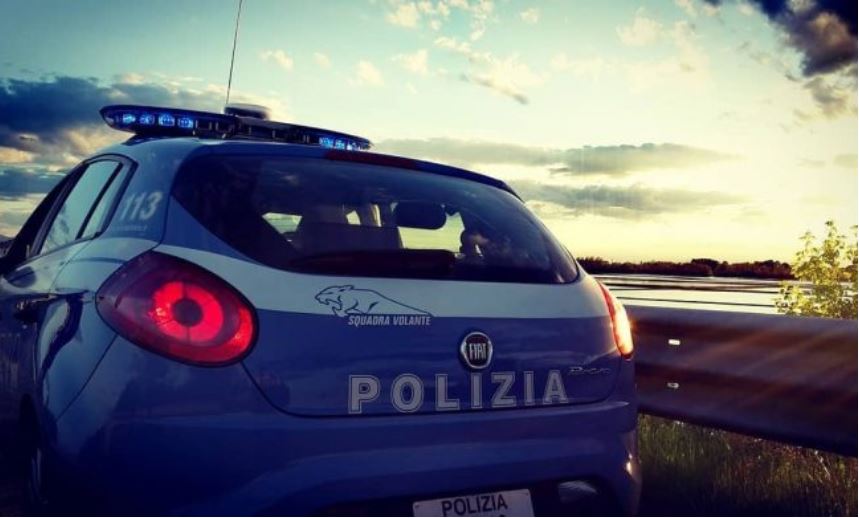 Epidemia colposa: dominicani in quarantena stavano in un locale