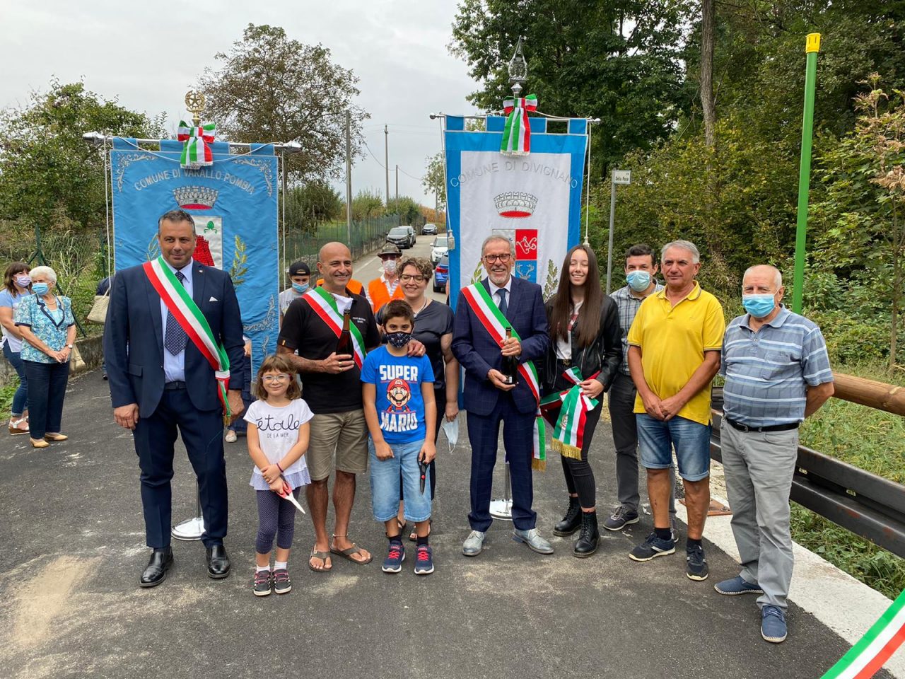 Sul ponte tra Varallo e Divignano è tornata la pace
