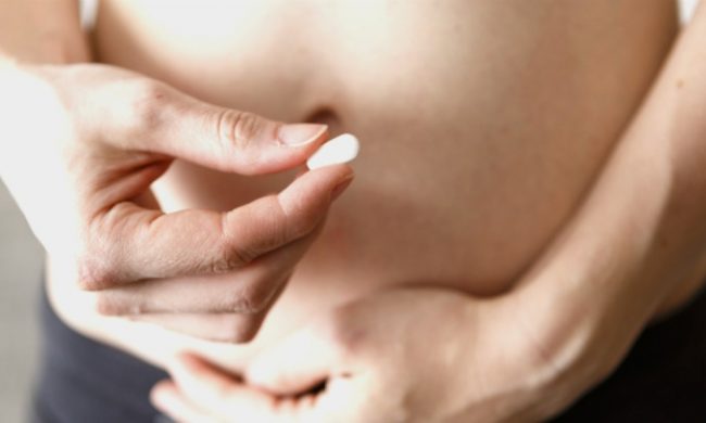 L’Ordine dei Medici difende la pillola abortiva: “Giusta la somministrazione ambulatoriale”