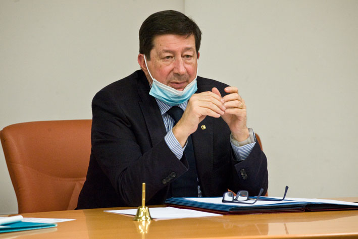 Ordine dei Medici di Novara: “Attenti alle diete miracolose e a chi ve le prescrive”