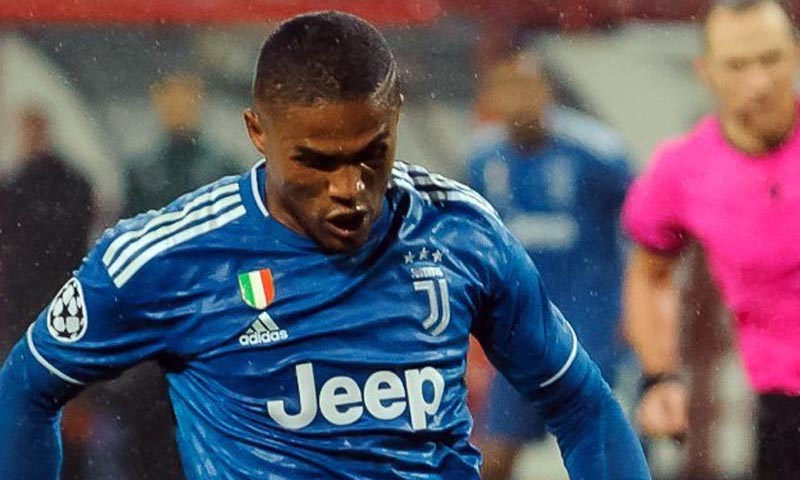 Ladri-acrobati in casa di Douglas Costa; furto (originale) nella dimora portoghese di Ronaldo