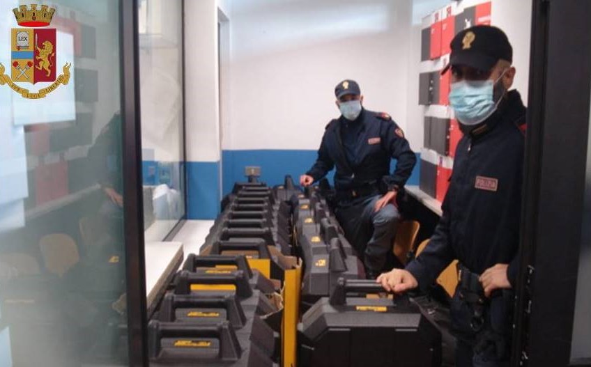 Gozzano tentano di rubare 24 fresatrici da un treno merci: sorpresi dalla Polfer si danno alla fuga