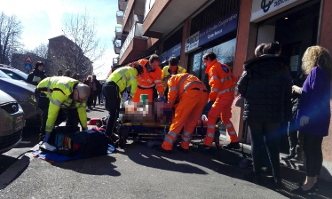 Muore in strada colto da malore il giorno in cui diventa papà