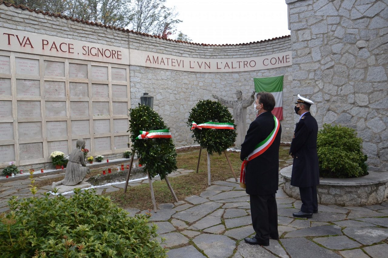 A Borgomanero la cerimonia del 1° novembre è stata anti assembramenti