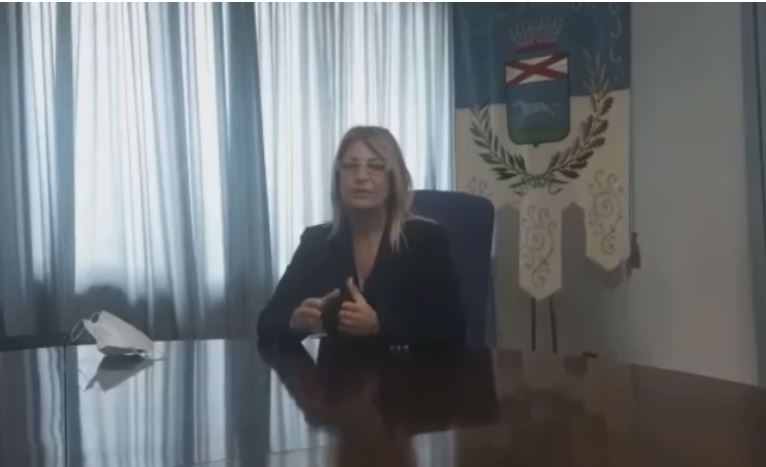 Pd Arona: “Sostegno alla sindaca di Dormelletto vittima di stalking”