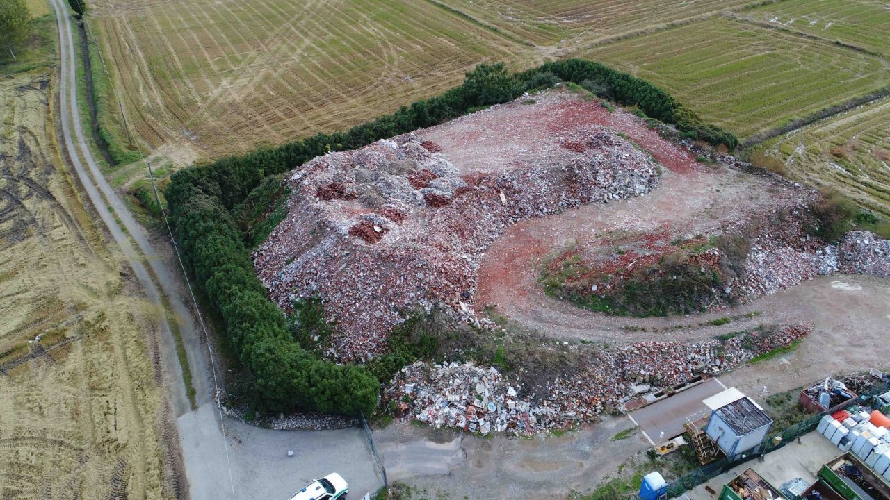 Sillavengo Polizia Provinciale sequestra discarica abusiva