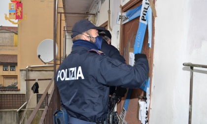 Polizia sequestra due alloggi a Novara per sovraffollamento e irregolarità