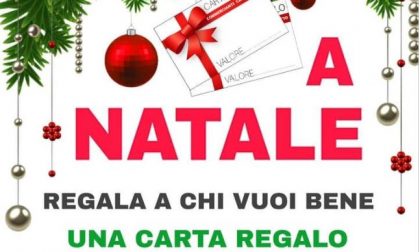 Una card natalizia per aiutare i commercianti castellettesi