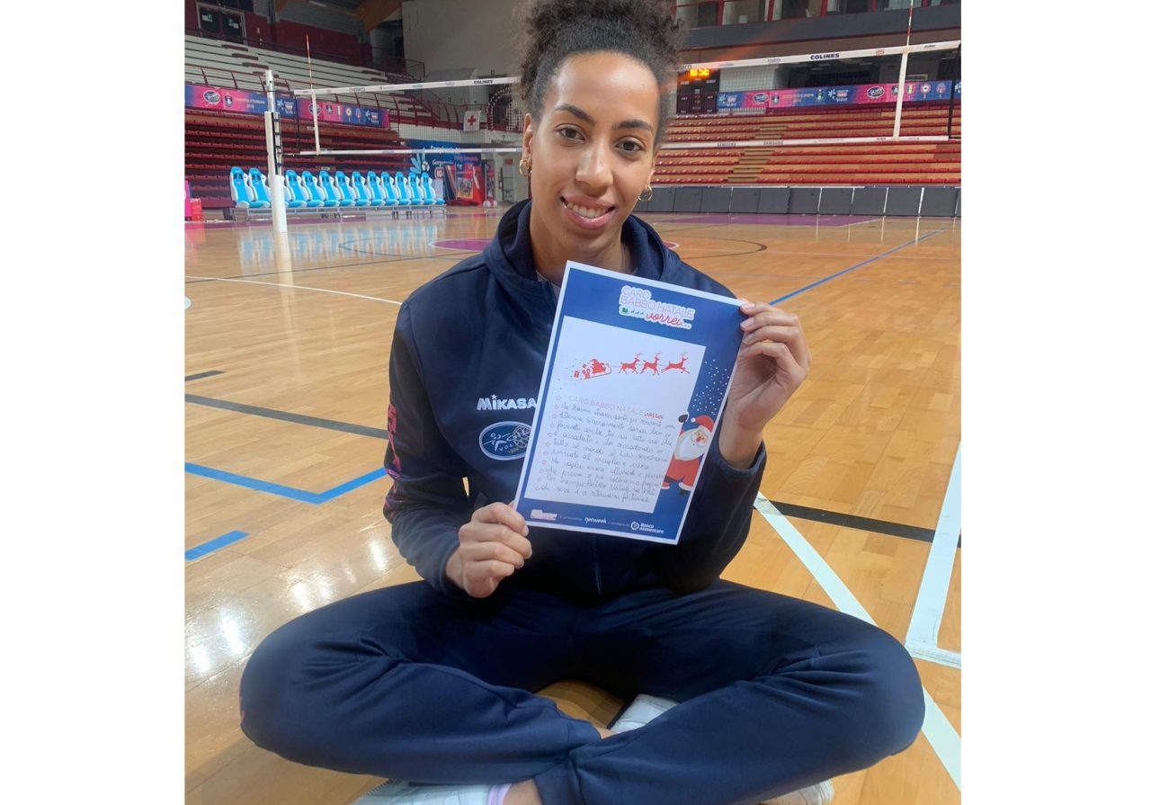 Anche la pallavolista Sara Bonifacio ci ha mandato la sua letterina per Babbo Natale. E voi cosa aspettate?