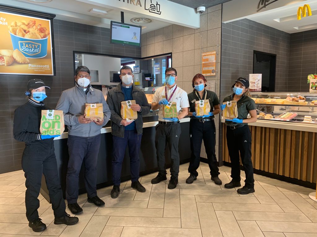 A Novara McDonald’s e Fondazione Ronald McDonald doneranno, con Banco Alimentare Piemonte, 100 pasti caldi a settimana fino a marzo