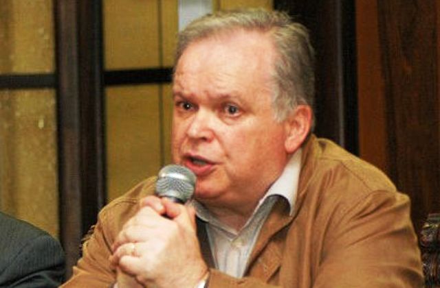 Arona addio a Franco Bellingeri