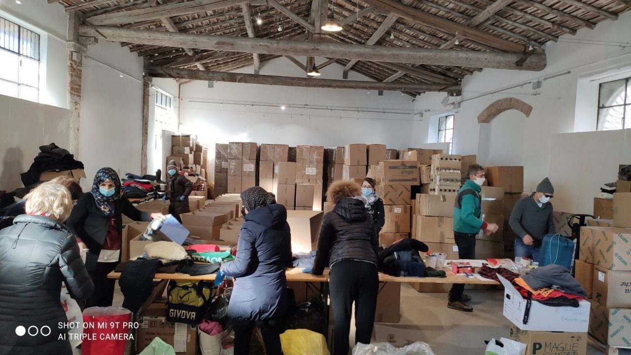 Da Borgomanero il secondo carico di aiuti umanitari per i migranti bloccati in Bosnia