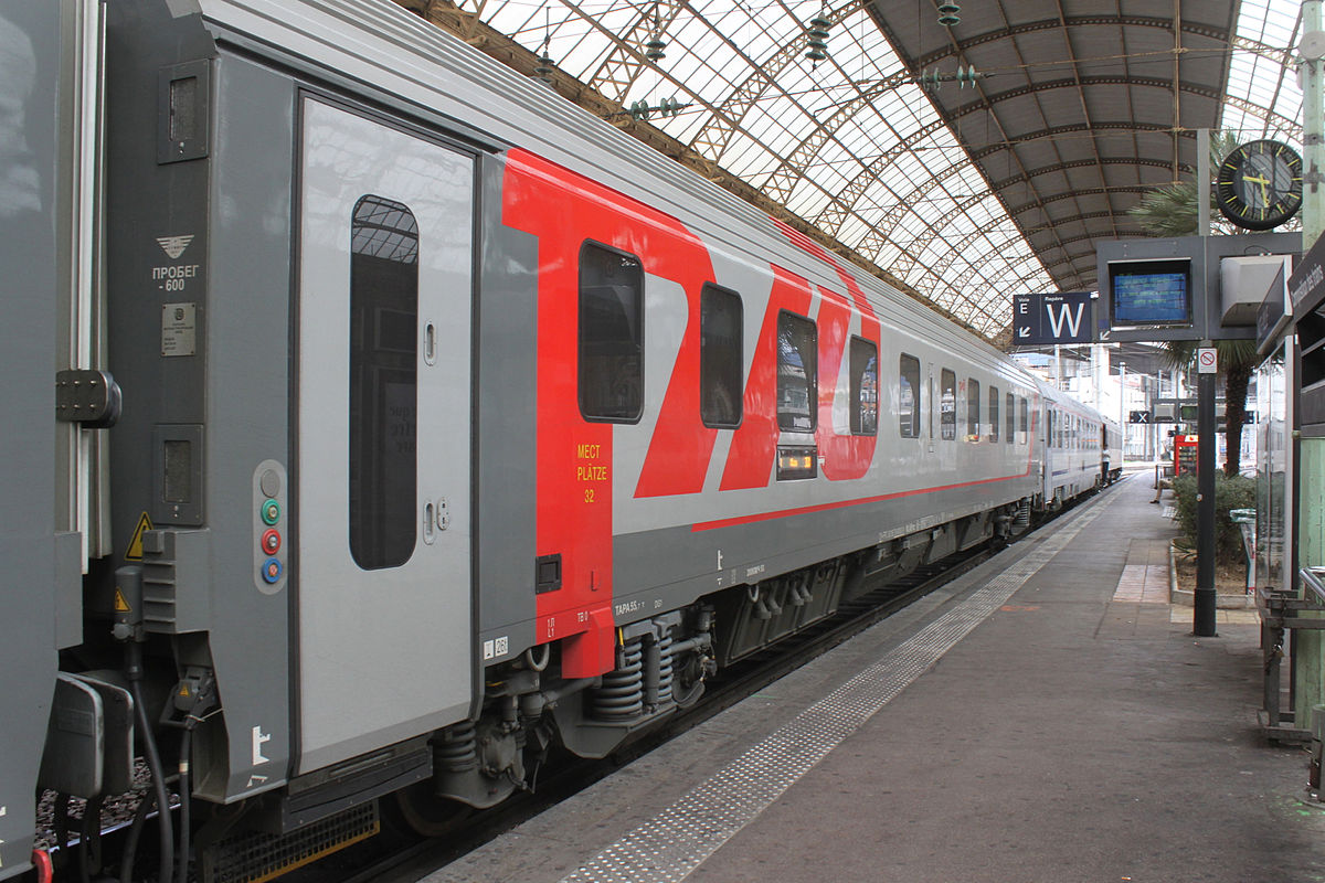 Treno internazionale Riviera Express: Francia-Svizzera-Germania con fermata ad Arona