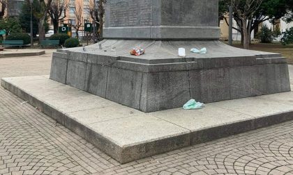 Giro di vite contro chi "sporca i giardini e si assembra fuori dai locali": succede a Borgosesia