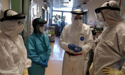 Gusmeroli in visita all'ospedale di Borgomanero, Grimaldi: "Orrenda tv del dolore"